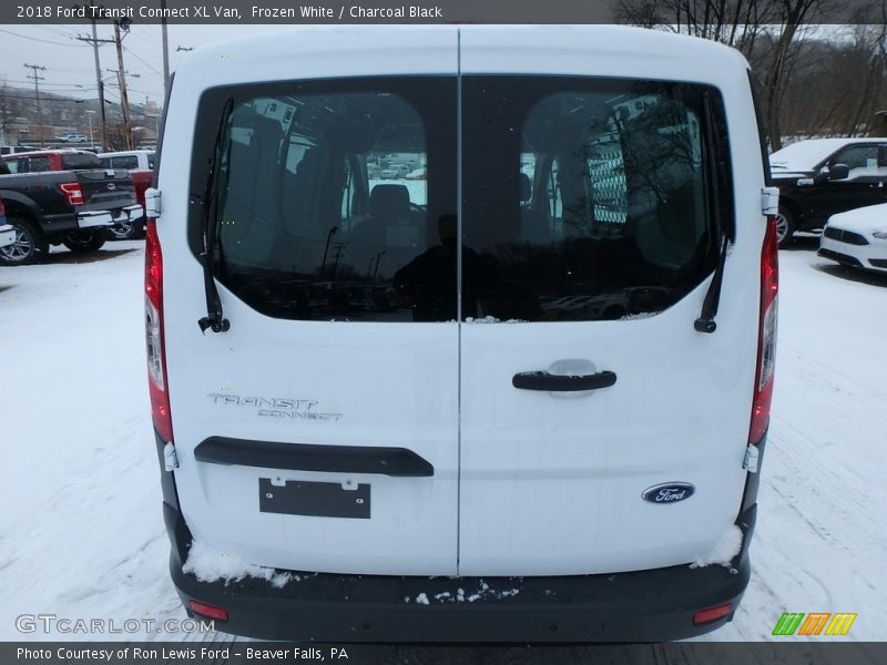 Frozen White / Charcoal Black 2018 Ford Transit Connect XL Van