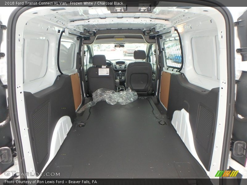 Frozen White / Charcoal Black 2018 Ford Transit Connect XL Van