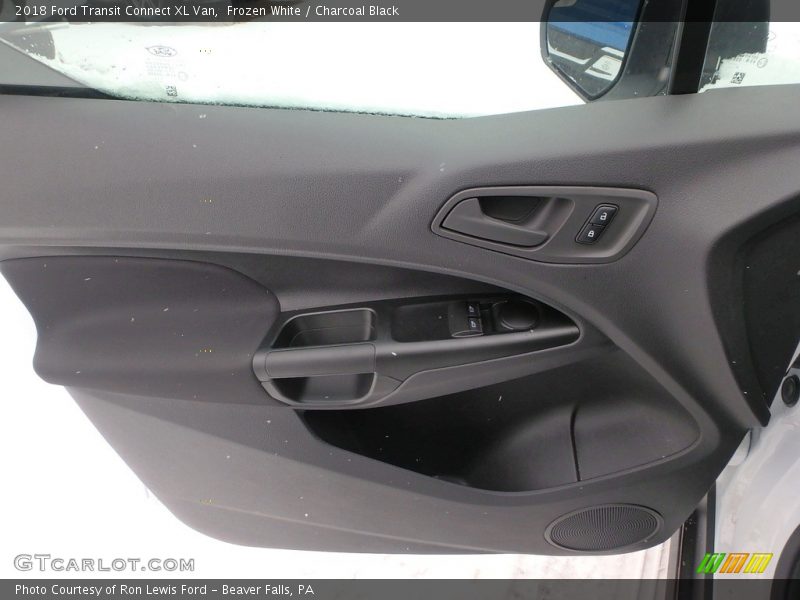 Frozen White / Charcoal Black 2018 Ford Transit Connect XL Van