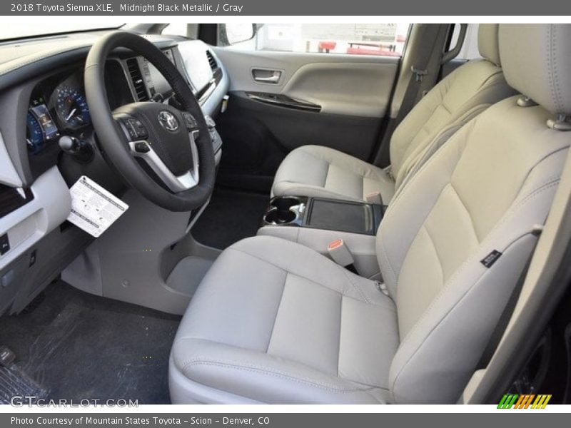 Midnight Black Metallic / Gray 2018 Toyota Sienna XLE