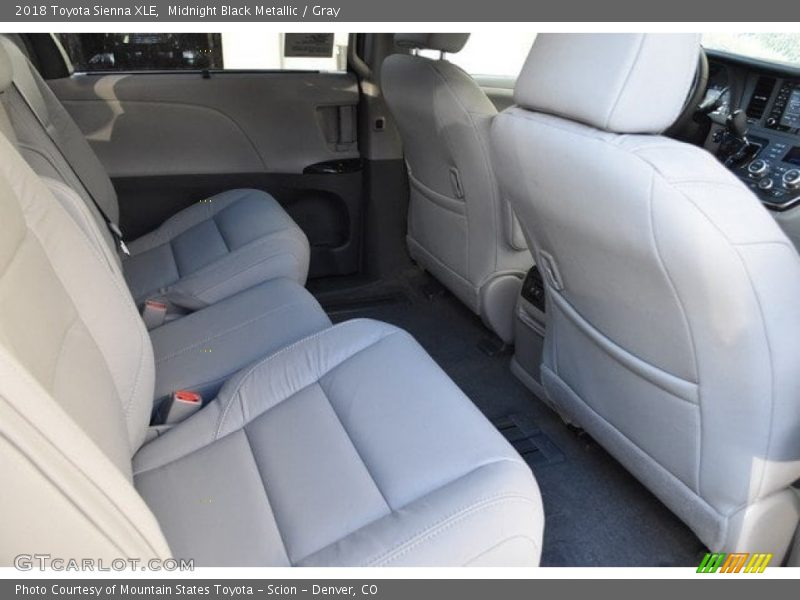 Midnight Black Metallic / Gray 2018 Toyota Sienna XLE