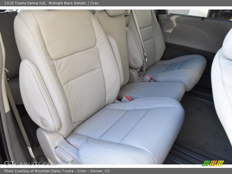 Midnight Black Metallic / Gray 2018 Toyota Sienna XLE