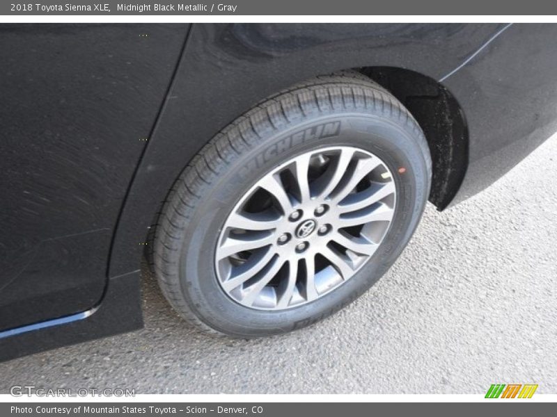 Midnight Black Metallic / Gray 2018 Toyota Sienna XLE