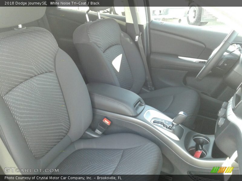 White Noise Tri-Coat / Black 2018 Dodge Journey SE