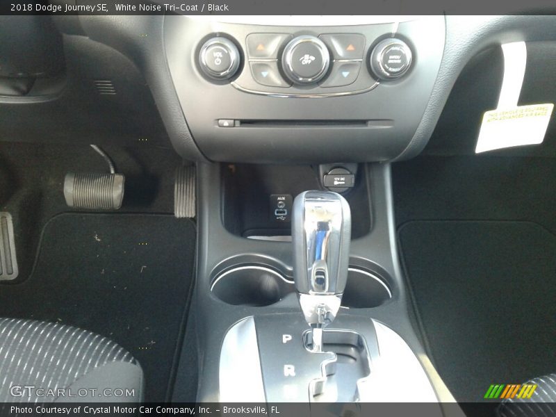 White Noise Tri-Coat / Black 2018 Dodge Journey SE