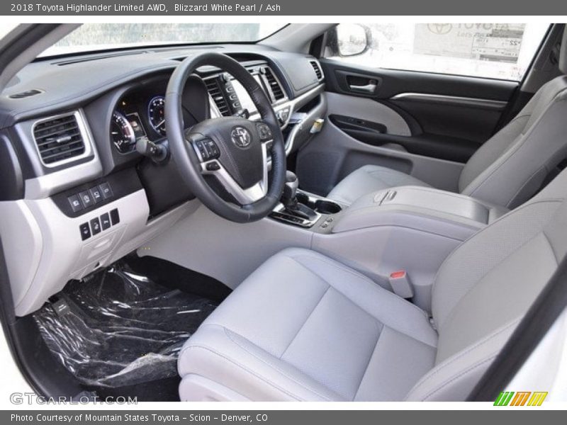 Blizzard White Pearl / Ash 2018 Toyota Highlander Limited AWD