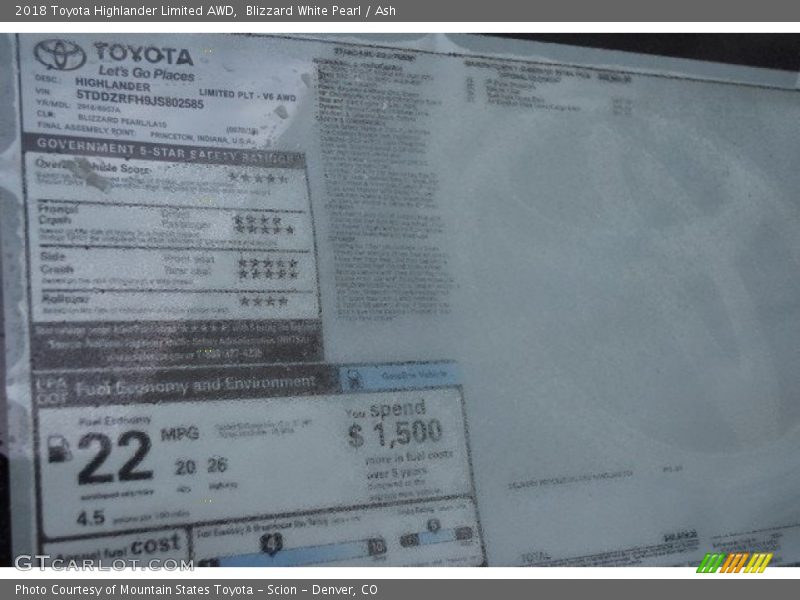 Blizzard White Pearl / Ash 2018 Toyota Highlander Limited AWD
