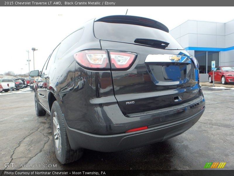 Black Granite Metallic / Ebony 2015 Chevrolet Traverse LT AWD