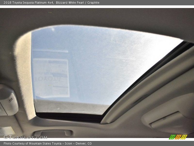Blizzard White Pearl / Graphite 2018 Toyota Sequoia Platinum 4x4