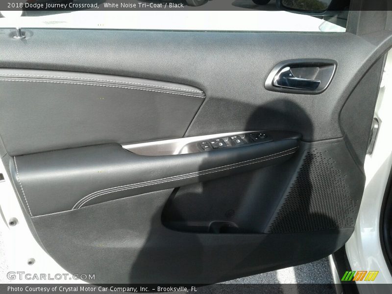 White Noise Tri-Coat / Black 2018 Dodge Journey Crossroad