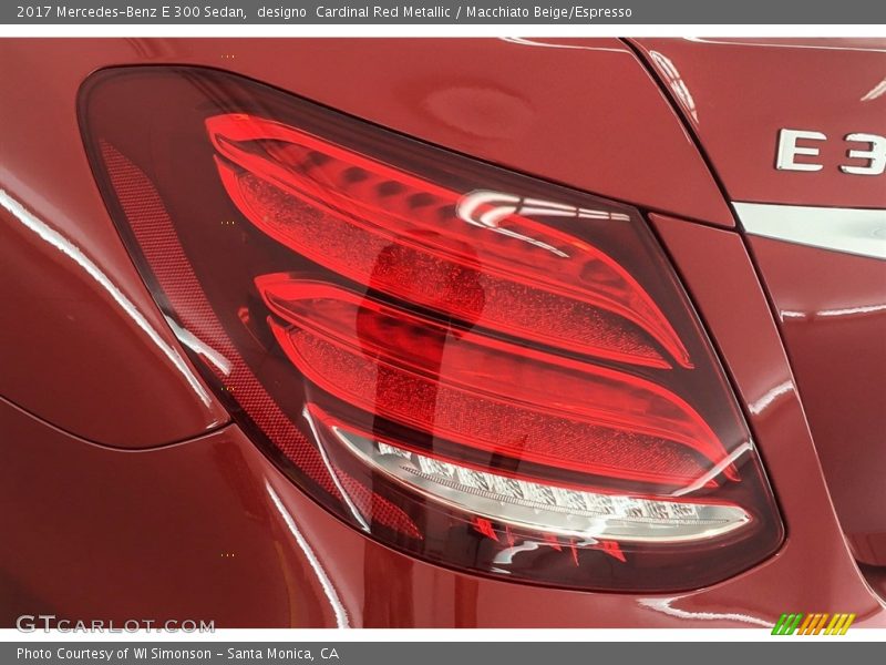 designo  Cardinal Red Metallic / Macchiato Beige/Espresso 2017 Mercedes-Benz E 300 Sedan