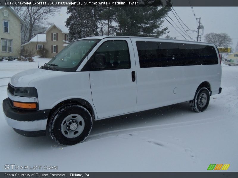 Summit White / Medium Pewter 2017 Chevrolet Express 3500 Passenger LT