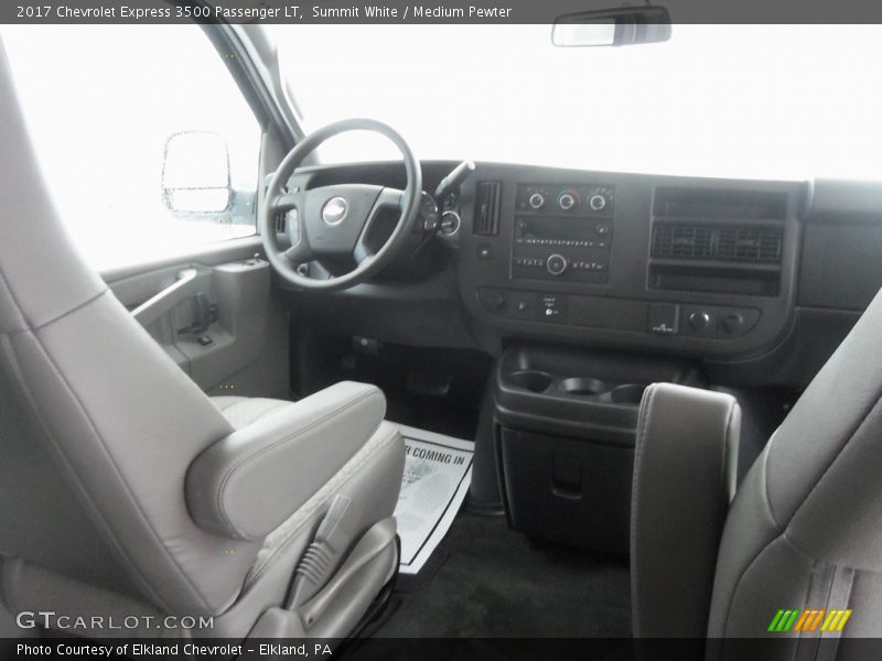 Summit White / Medium Pewter 2017 Chevrolet Express 3500 Passenger LT