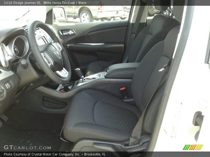 White Noise Tri-Coat / Black 2018 Dodge Journey SE