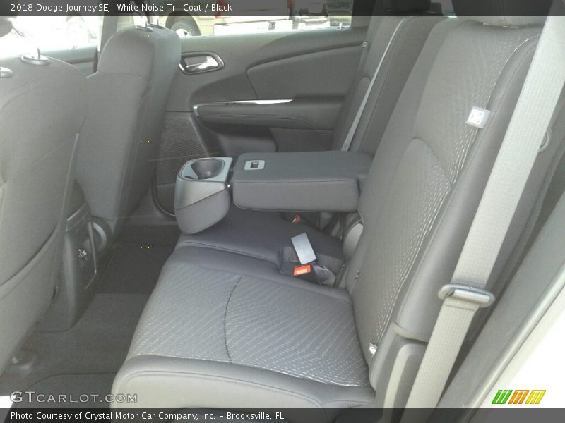 White Noise Tri-Coat / Black 2018 Dodge Journey SE