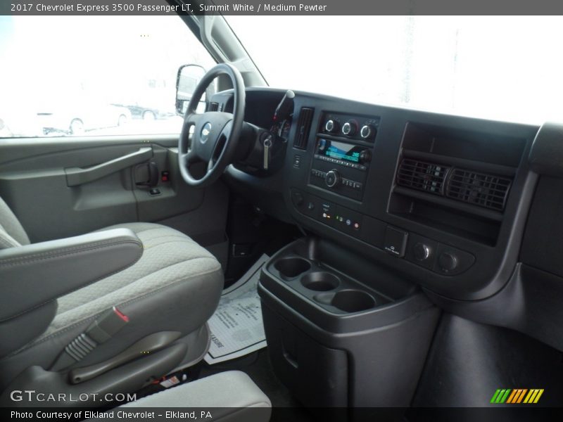 Summit White / Medium Pewter 2017 Chevrolet Express 3500 Passenger LT