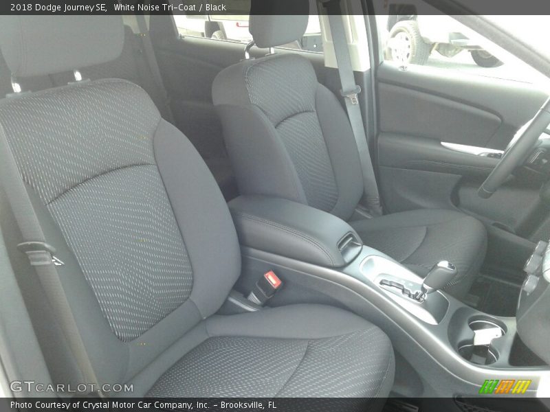 White Noise Tri-Coat / Black 2018 Dodge Journey SE