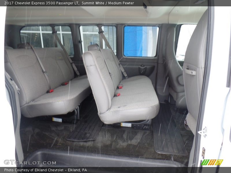 Summit White / Medium Pewter 2017 Chevrolet Express 3500 Passenger LT