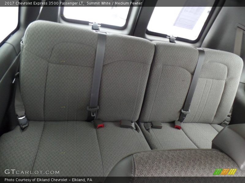Summit White / Medium Pewter 2017 Chevrolet Express 3500 Passenger LT