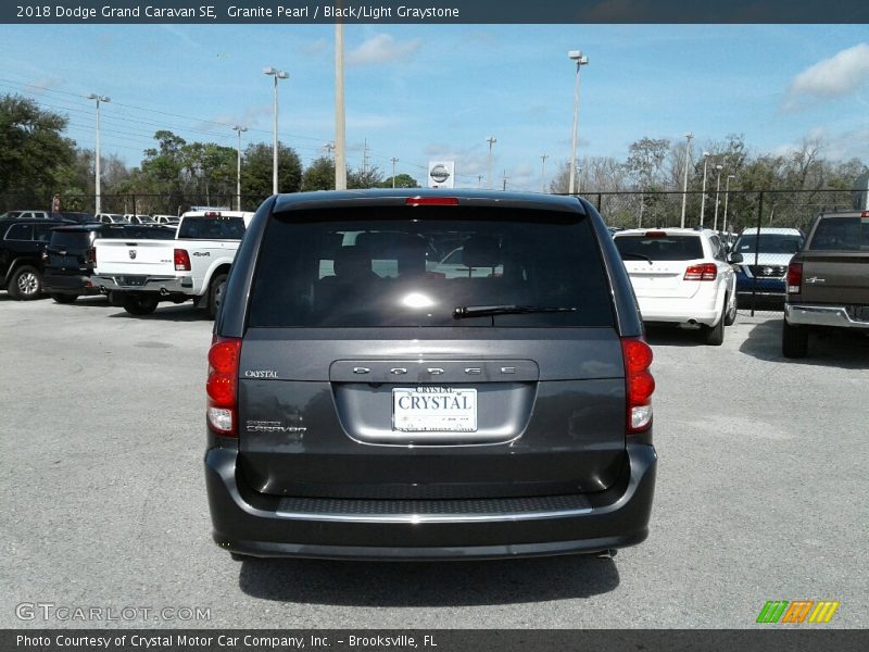 Granite Pearl / Black/Light Graystone 2018 Dodge Grand Caravan SE