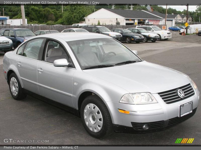 Reflex Silver Metallic / Grey 2002 Volkswagen Passat GLS Sedan