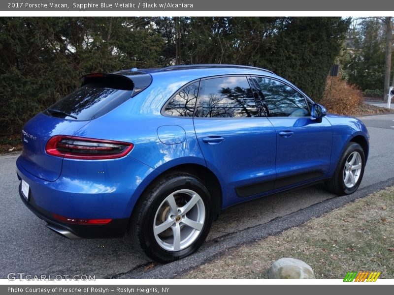 Sapphire Blue Metallic / Black w/Alcantara 2017 Porsche Macan