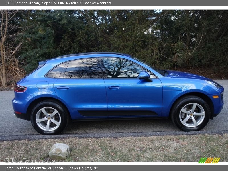 Sapphire Blue Metallic / Black w/Alcantara 2017 Porsche Macan