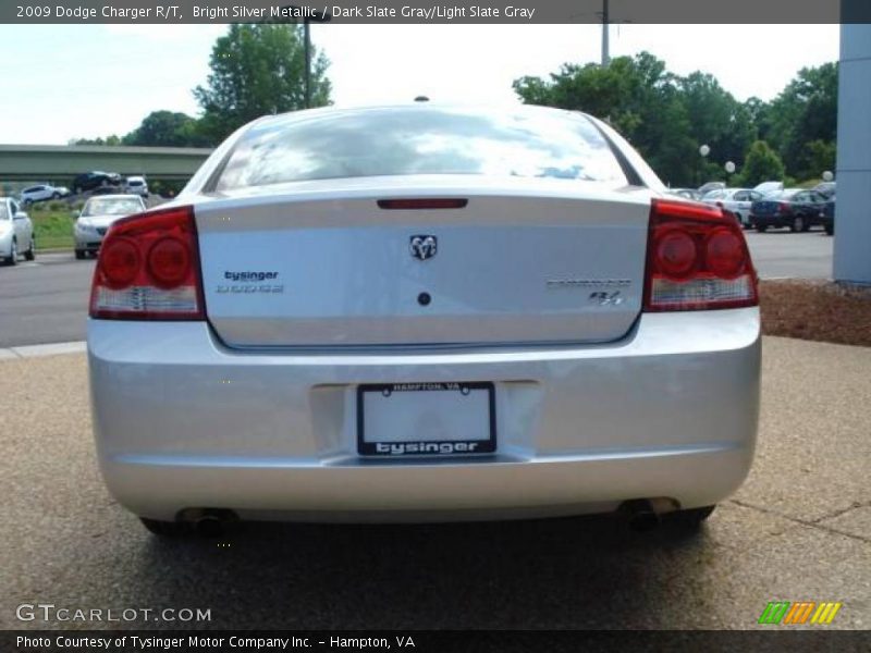 Bright Silver Metallic / Dark Slate Gray/Light Slate Gray 2009 Dodge Charger R/T