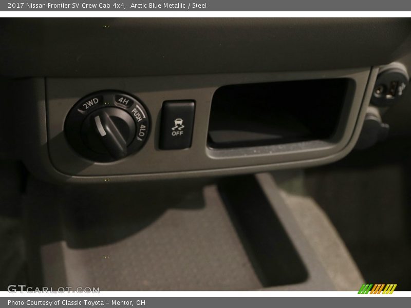 Arctic Blue Metallic / Steel 2017 Nissan Frontier SV Crew Cab 4x4