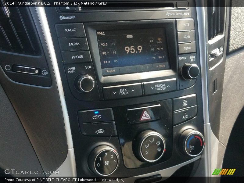 Phantom Black Metallic / Gray 2014 Hyundai Sonata GLS