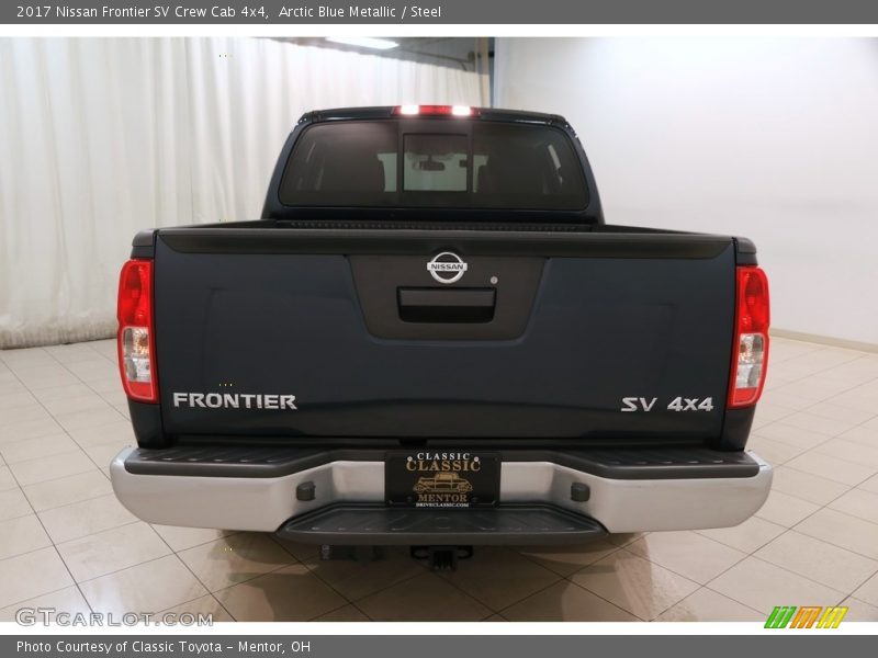 Arctic Blue Metallic / Steel 2017 Nissan Frontier SV Crew Cab 4x4