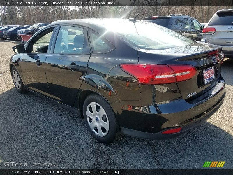 Tuxedo Black Metallic / Charcoal Black 2015 Ford Focus S Sedan