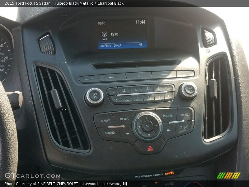 Tuxedo Black Metallic / Charcoal Black 2015 Ford Focus S Sedan