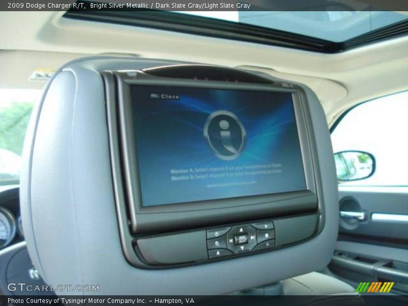 Bright Silver Metallic / Dark Slate Gray/Light Slate Gray 2009 Dodge Charger R/T