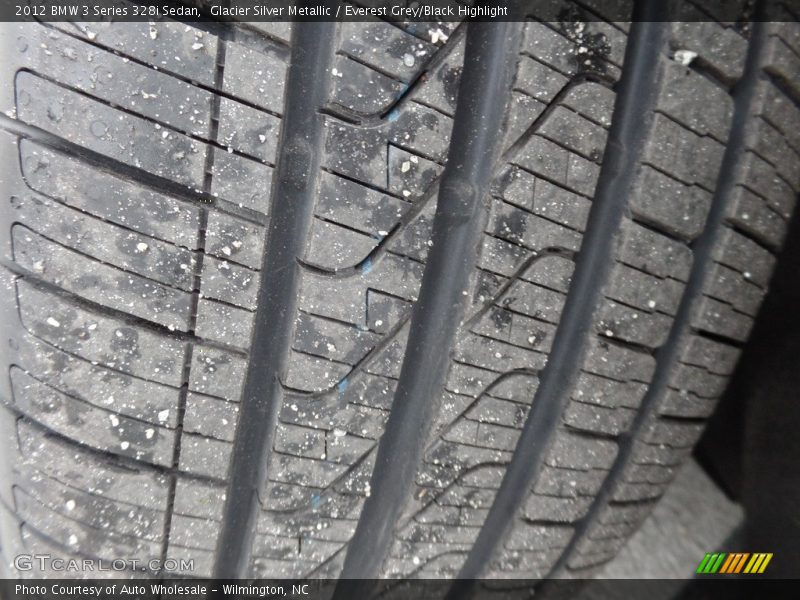 Glacier Silver Metallic / Everest Grey/Black Highlight 2012 BMW 3 Series 328i Sedan