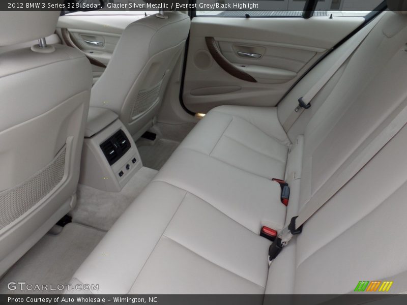 Glacier Silver Metallic / Everest Grey/Black Highlight 2012 BMW 3 Series 328i Sedan