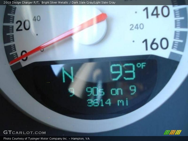 Bright Silver Metallic / Dark Slate Gray/Light Slate Gray 2009 Dodge Charger R/T