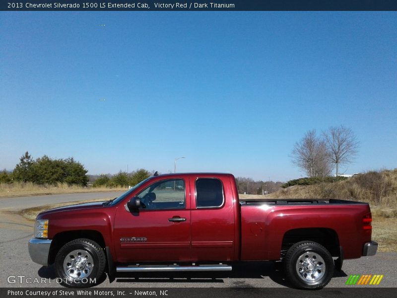 Victory Red / Dark Titanium 2013 Chevrolet Silverado 1500 LS Extended Cab