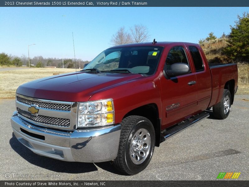 Victory Red / Dark Titanium 2013 Chevrolet Silverado 1500 LS Extended Cab