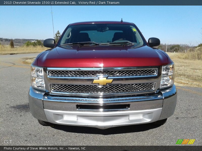 Victory Red / Dark Titanium 2013 Chevrolet Silverado 1500 LS Extended Cab