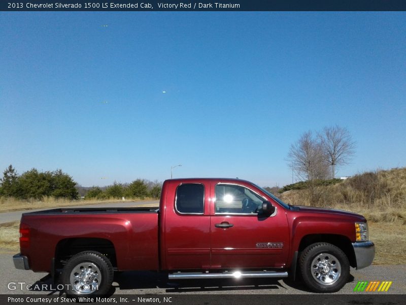 Victory Red / Dark Titanium 2013 Chevrolet Silverado 1500 LS Extended Cab