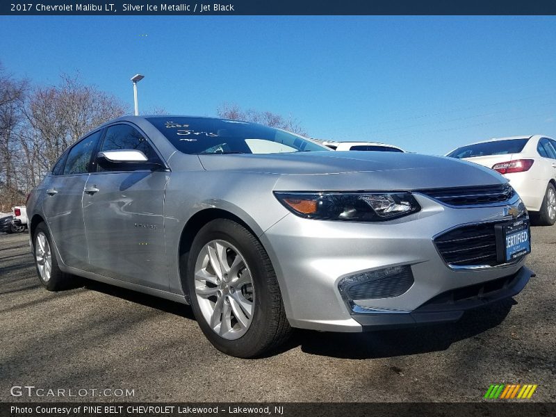Silver Ice Metallic / Jet Black 2017 Chevrolet Malibu LT