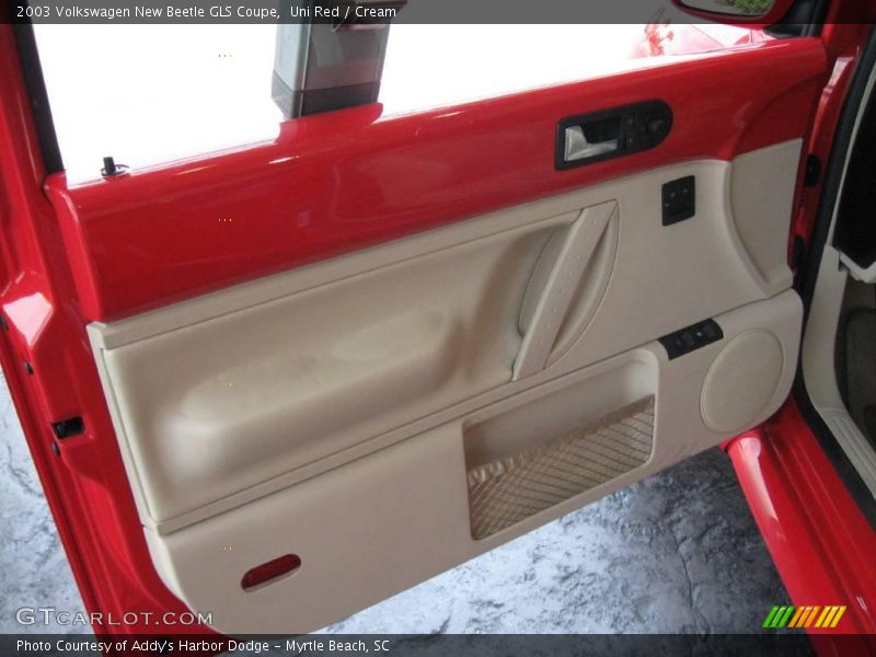 Uni Red / Cream 2003 Volkswagen New Beetle GLS Coupe