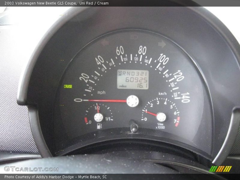 Uni Red / Cream 2003 Volkswagen New Beetle GLS Coupe