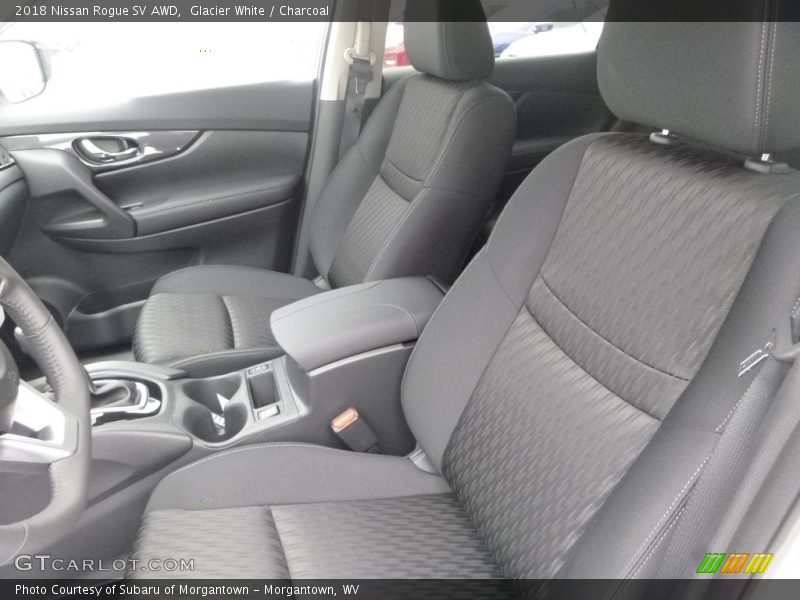 Glacier White / Charcoal 2018 Nissan Rogue SV AWD