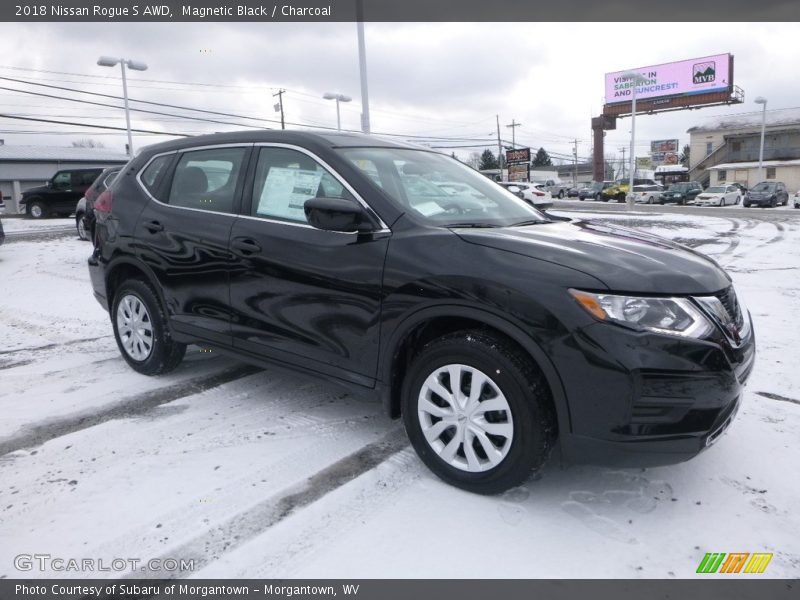 Magnetic Black / Charcoal 2018 Nissan Rogue S AWD