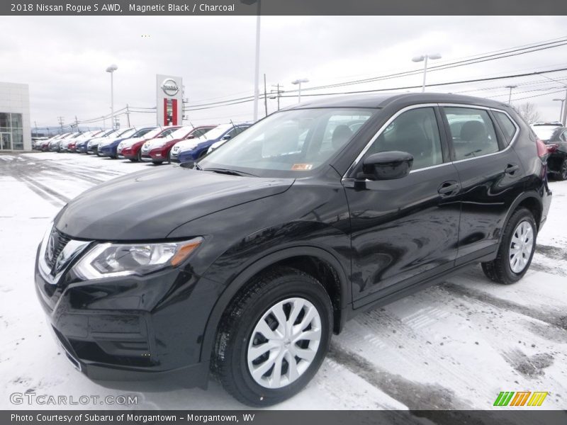 Magnetic Black / Charcoal 2018 Nissan Rogue S AWD