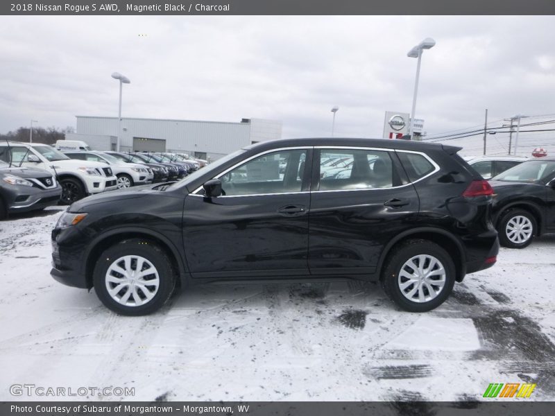 Magnetic Black / Charcoal 2018 Nissan Rogue S AWD