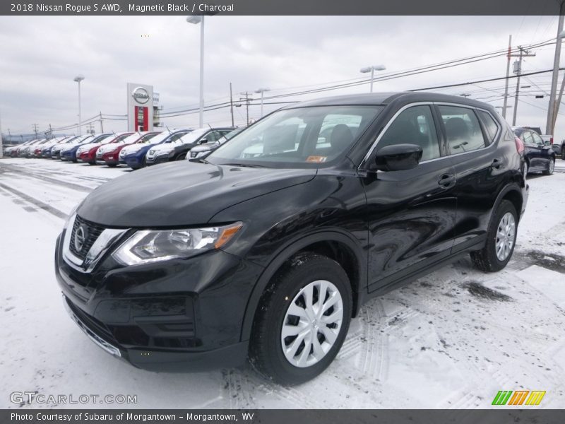 Magnetic Black / Charcoal 2018 Nissan Rogue S AWD