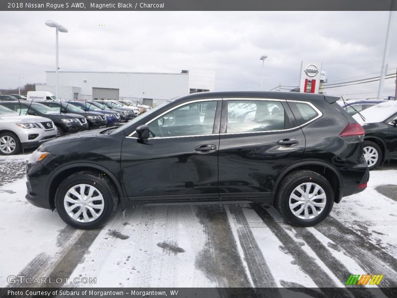 Magnetic Black / Charcoal 2018 Nissan Rogue S AWD